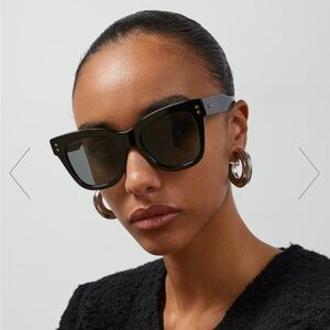 Gently Used Gucci Black Sunglasses